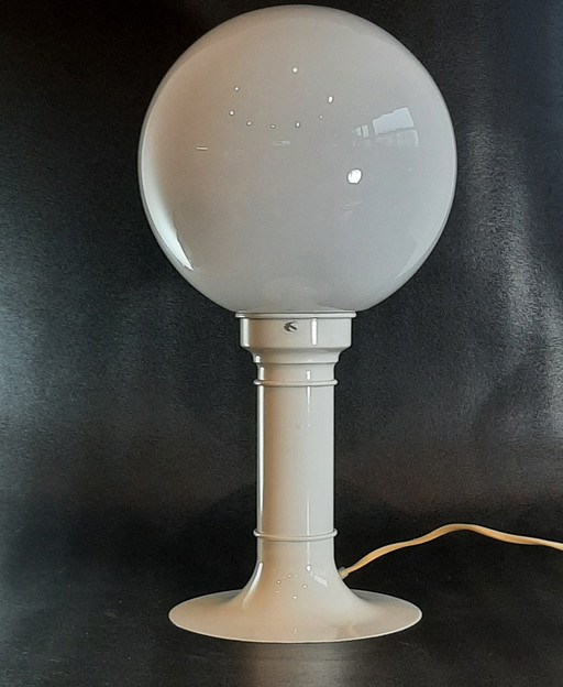 Lampe de table de l'ère spatiale