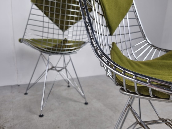 Image 1 of Eames chrome wire bikini chairs for Herman Miller, 1960s