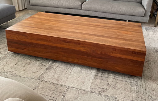 Topform coffee table