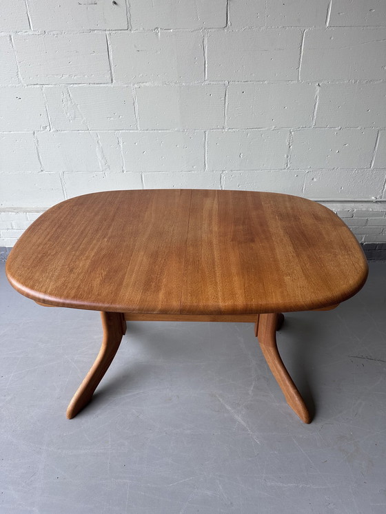 Image 1 of Vintage dining table solid extendable 