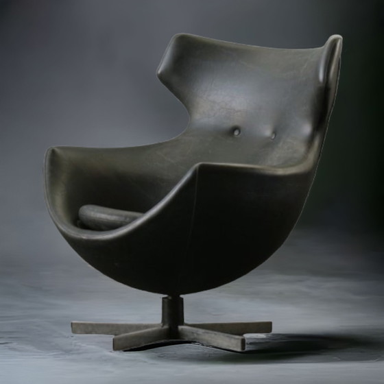 Image 1 of Meurop by Pierre Guariche Egg Chair Jupiter