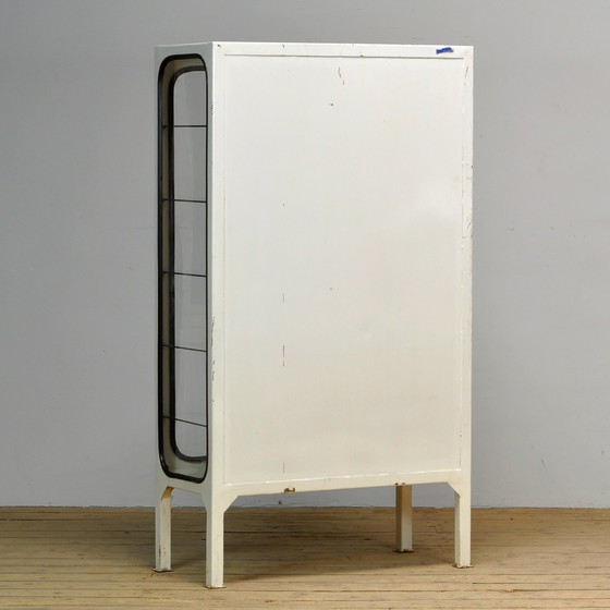 Image 1 of Armoire à pharmacie vintage, 1970