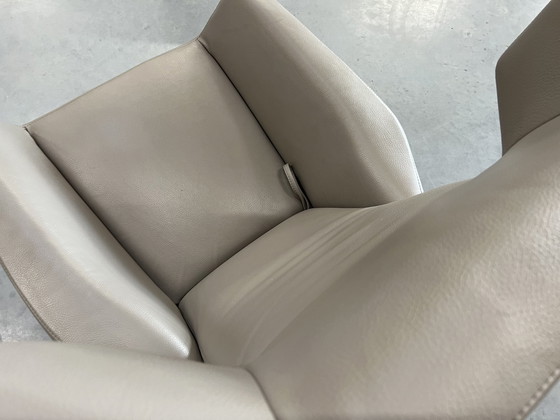 Image 1 of Leolux Elixir armchair gray leather 