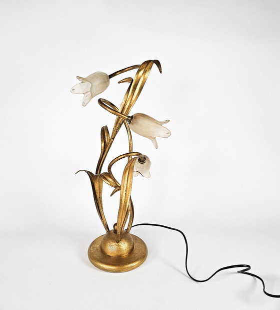 Image 1 of LS Italy - Vintage - gilded brass - Hollywood Regency style - tulips - table lamp - 1980's