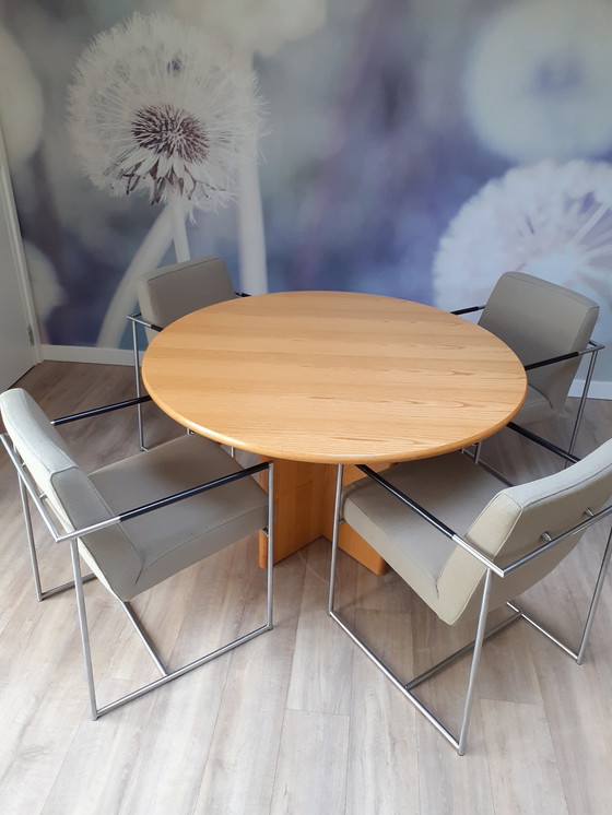 Image 1 of Lasko round dining table