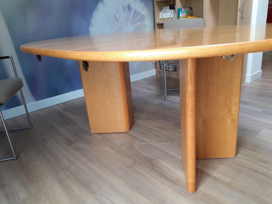 Image 1 of Lasko round dining table