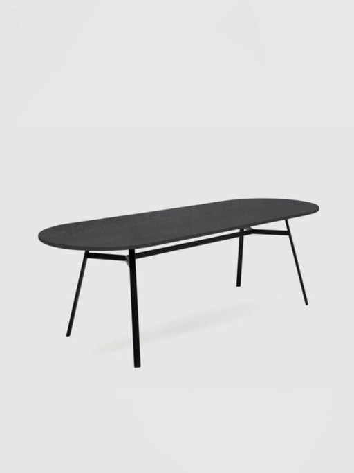 Design dining table model Tress by Ilias Ernst for Puik