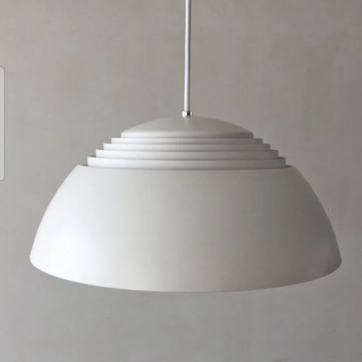 Louis Poulsen AJ Royal hanging lamp