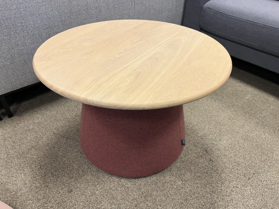 Image 1 of 2x Artifort Terp table & Pouf