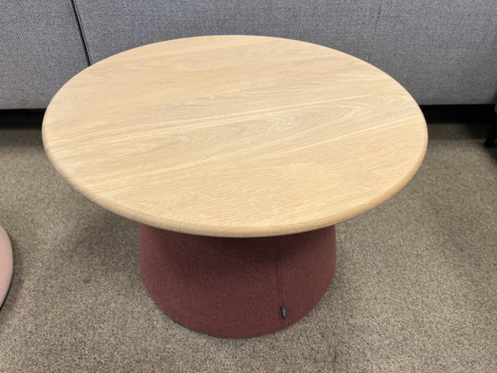 Image 1 of 2x Artifort Terp table & Pouf