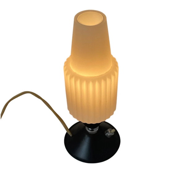 Image 1 of Ca. 1960 - Table lamp with ribbed opaline glass - 