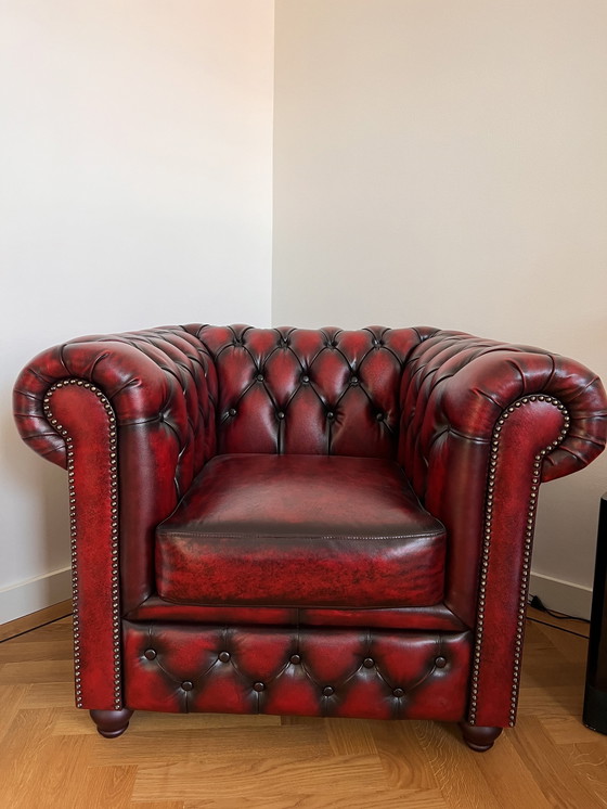 Image 1 of 2x Chesterfield armchairs