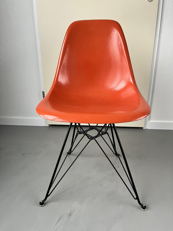 Image 1 of Eames fiberglass chair