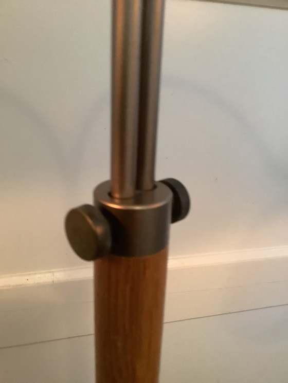 Image 1 of Lampadaire vintage ajustable en pin danois avec abat-jour en plastique
