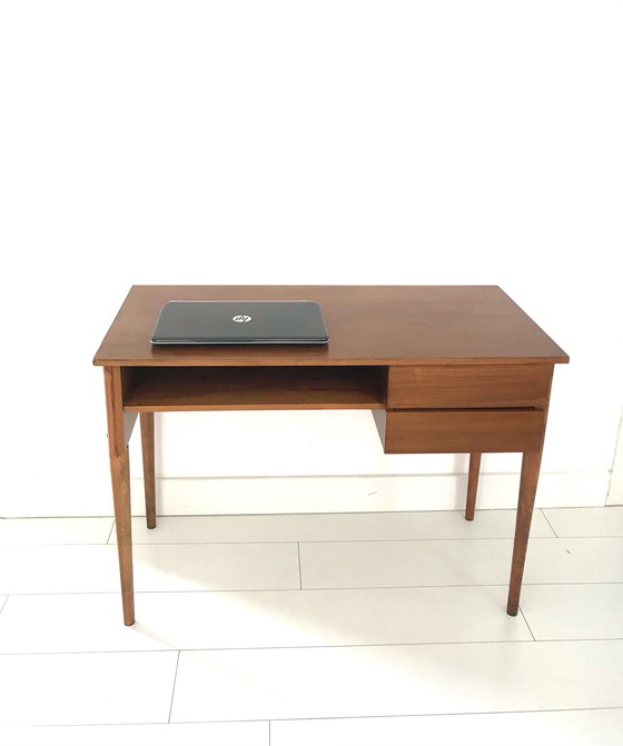 Image 1 of Vintage bureau