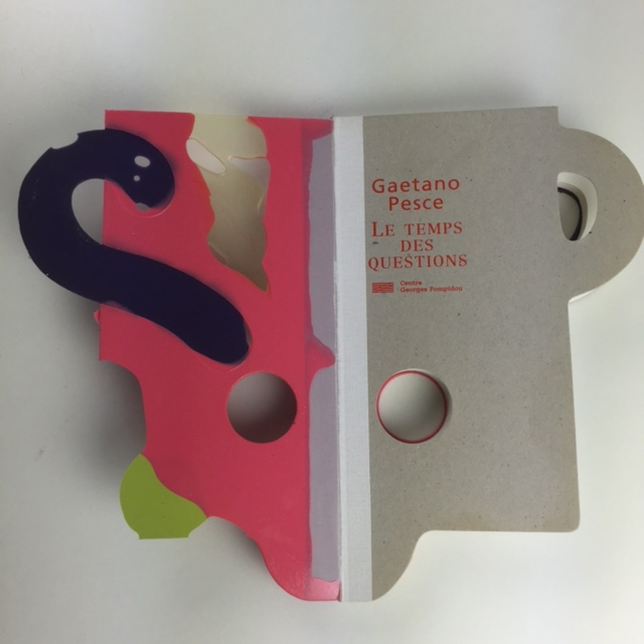 Gaetano Pesce Centre Pompidou Exhibition Book, 1996 | €375 | Whoppah