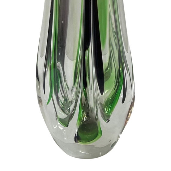 Image 1 of Max Verboeket - Kristalunie Maastricht - Vase (Grand) avec violet et vert - Inutilisé, vintage