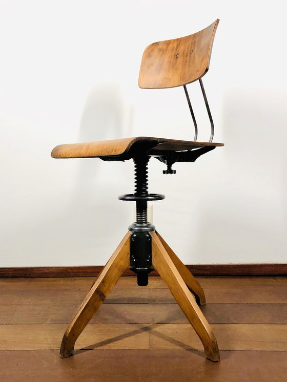 Image 1 of BEMEFA Studio chair