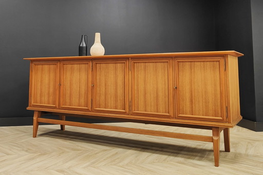 Vintage Mid Century sideboard