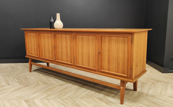 Image 1 of Credenza vintage di metà secolo