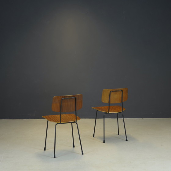 Image 1 of 2x Gispen 1262 chairs by André Cordemeijer