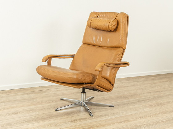 Image 1 of Chaise pivotante vintage