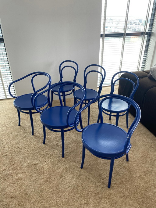 6 blue Ton no 14 chairs