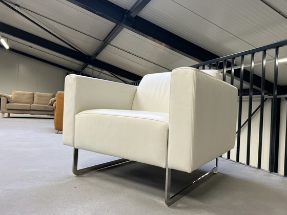 Image 1 of Artifort Mare armchair white leather