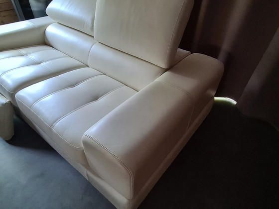 Image 1 of Montel 2.5 seater sofa white leather