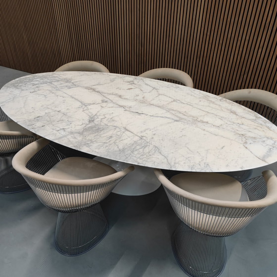 Image 1 of Knoll Saarinen Table Calacatta Gold