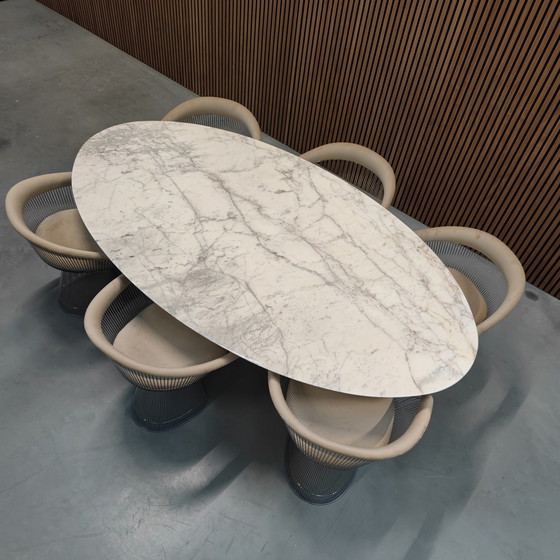 Image 1 of Knoll Saarinen Table Calacatta Gold