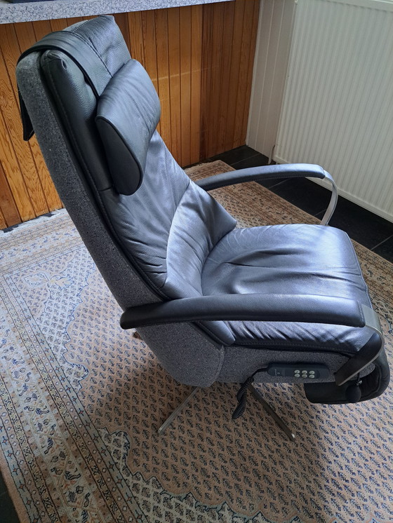 Image 1 of Prominent Relax armchair