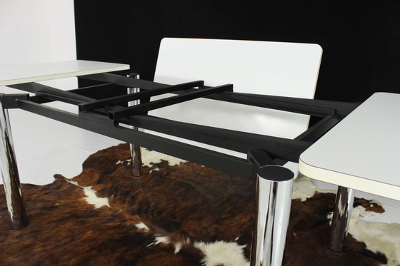 Image 1 of As new, high quality Italian white Dining Desk with chrome, extensible / Table de salle à manger extensible