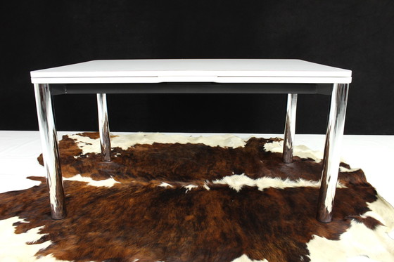 Image 1 of As new, high quality Italian white Dining Desk with chrome, extensible / Table de salle à manger extensible