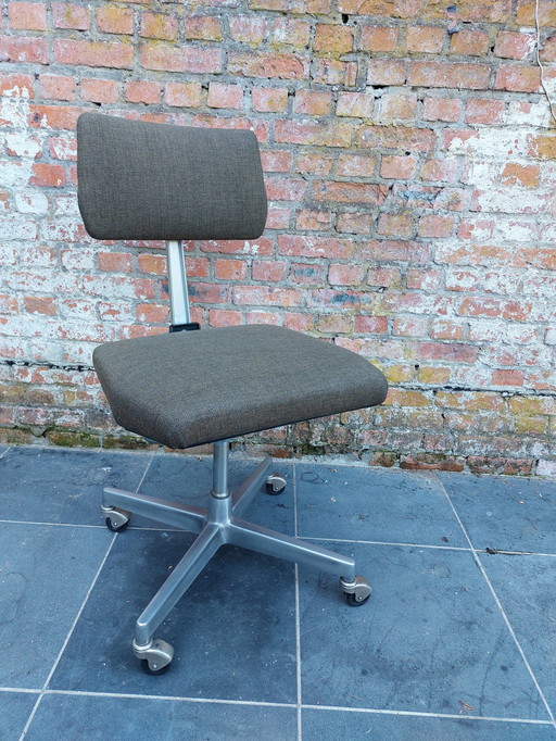 Barro office chair