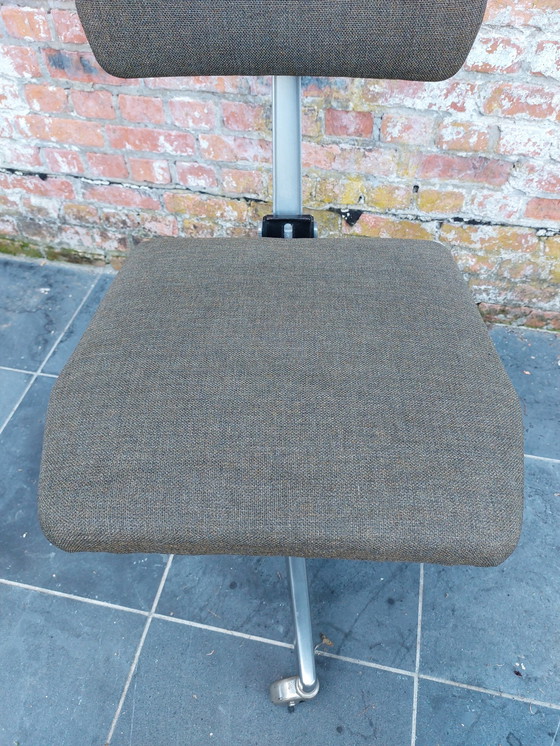 Image 1 of Barro office chair