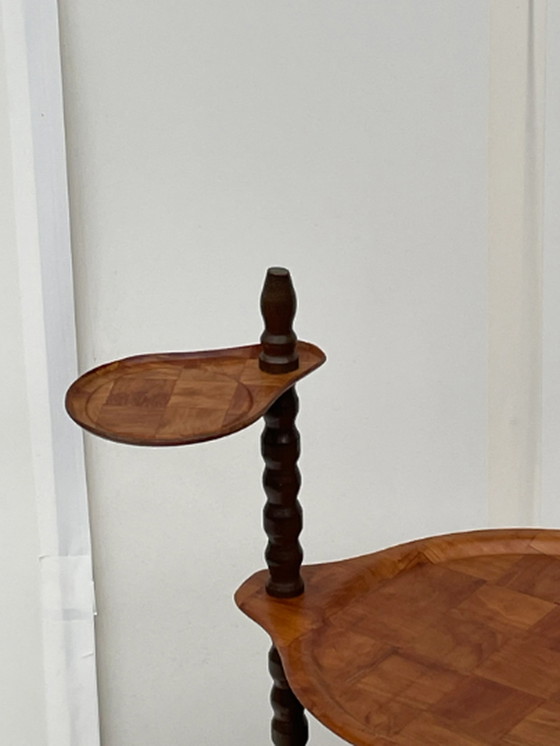 Image 1 of Vintage scandinavo - Alzata per torte / Etagaire / porta piante - Ripiani regolabili con braccioli e struttura in stile bobina