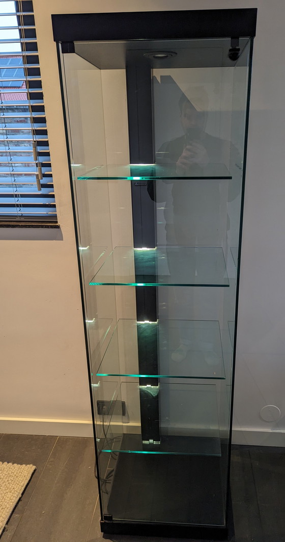 Image 1 of Linea 50 Glass display cabinet with lighting