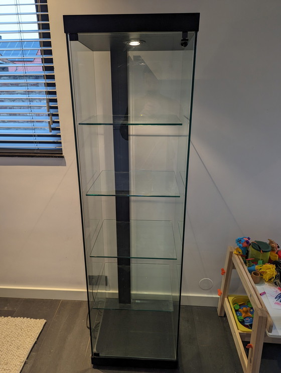 Image 1 of Linea 50 Glass display cabinet with lighting