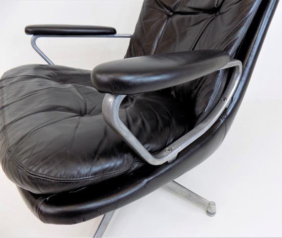 Image 1 of Fauteuil en cuir Strässle Gentilina par Andre Vandenbeuck