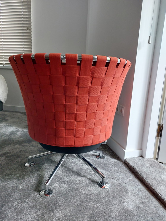 Image 1 of 2 chaises pivotantes design COR shell