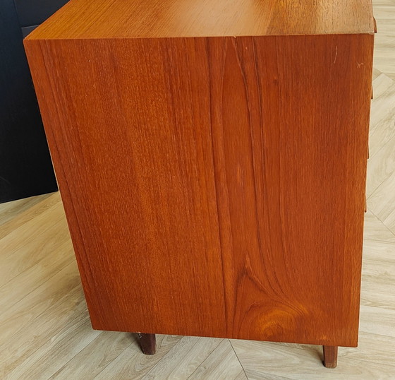 Image 1 of Mid Century chest of drawers | vintage