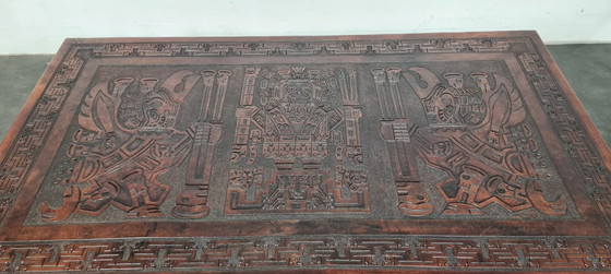 Image 1 of Sala da pranzo brutalista peruviana