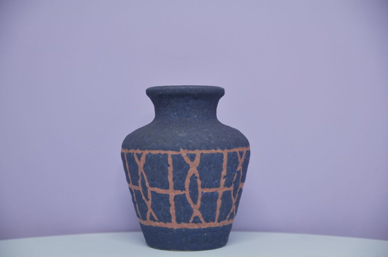 Image 1 of vase en Allemagne de l'Ouest avec dessin bleu et brun