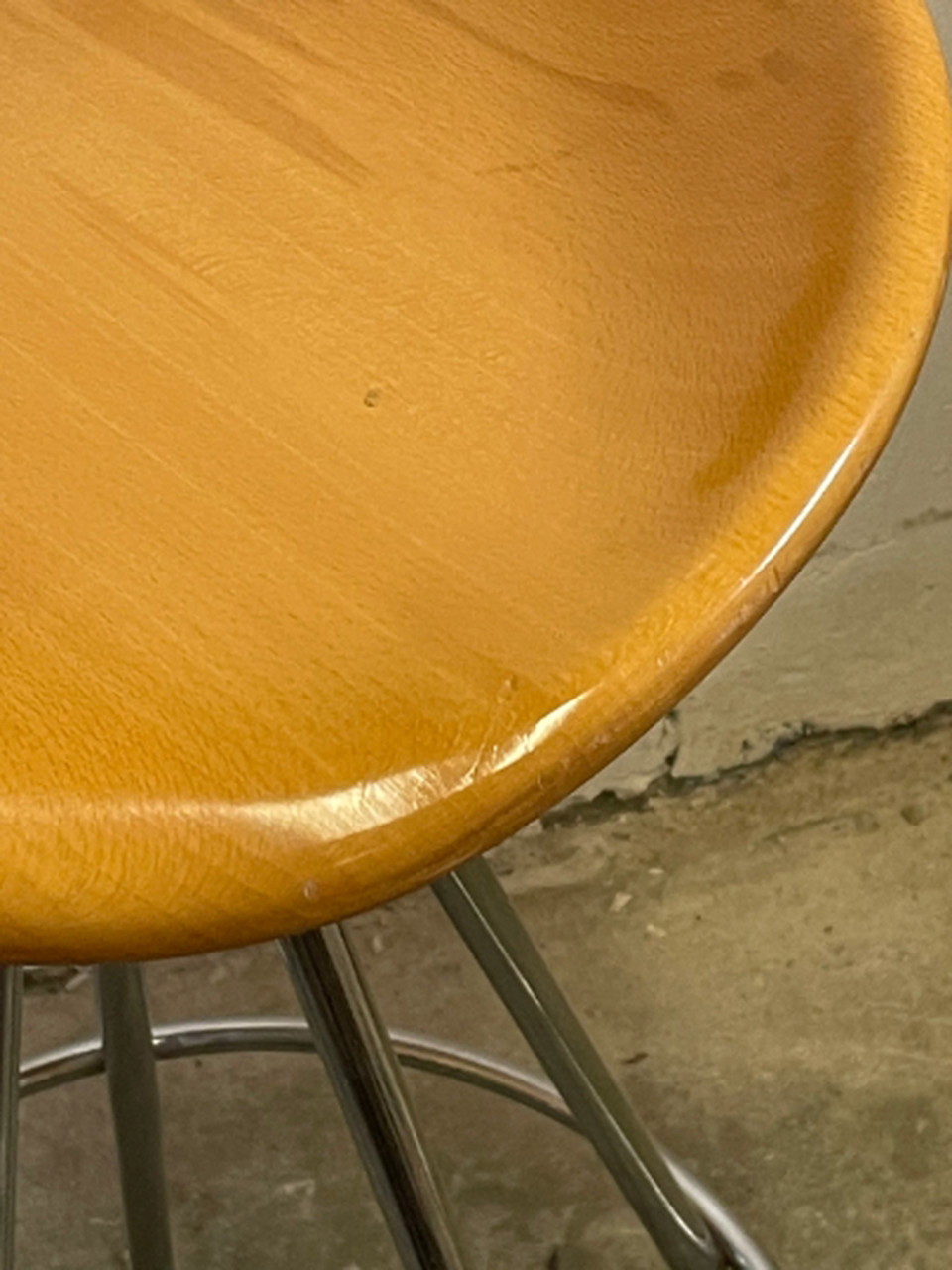 Knoll Amat 3 Jamaica Stool by Pepe Cortes | €275 | Whoppah