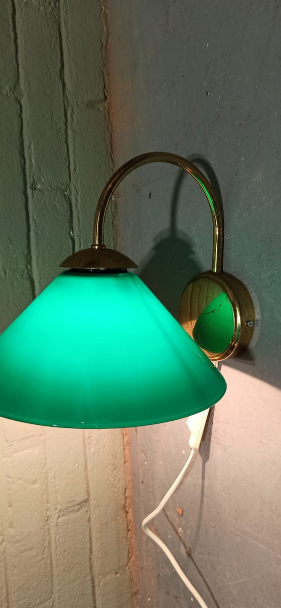Image 1 of Lampada da parete vintage a forma di cono in vetro, verde