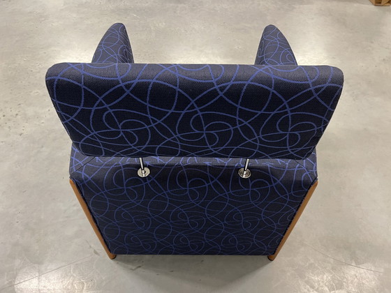 Image 1 of Leolux Goncharov fauteuil Maze Fabric Blue