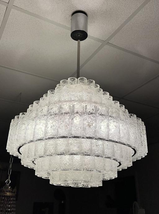 Design Doria Leughten 7-tier Chandelier