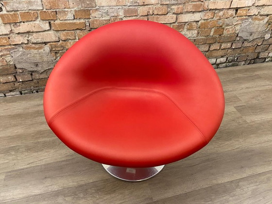 Image 1 of Artifort Little Globe chair