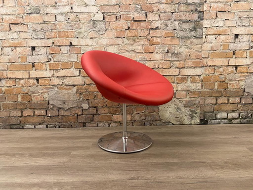 Artifort Little Globe chair